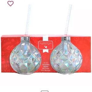 Winterberrie Lane Christmas Glass Ornament Sippers